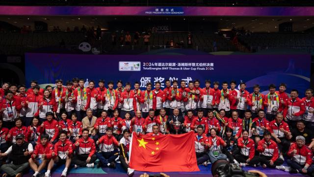 开云官网-【观察】国羽共捧汤尤杯 展望巴黎需谨慎乐观