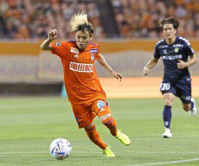 kaiyun-J2联赛也有人去欧洲豪门?看看J2巴萨的日本海梅西