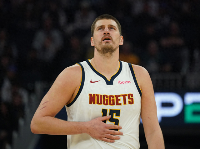 kaiyun-又是25场！约基奇轻松登顶，连续4年霸榜，威少三双王保不住了|火箭|拉塞尔·威斯布鲁克|掘金|拉塞尔-威斯布鲁克|尼古拉-约基奇_新浪体育_新浪新闻