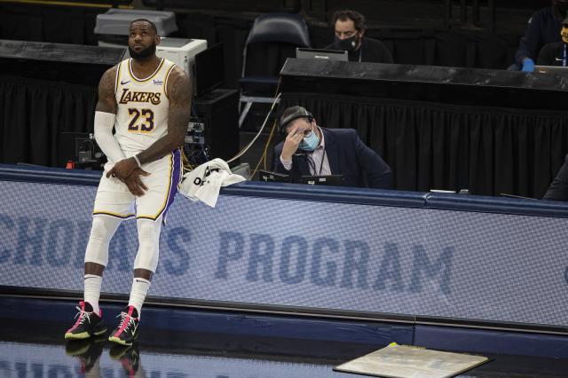 开云平台-NBA再度升级防疫政策：球员所有情况必须佩戴口罩